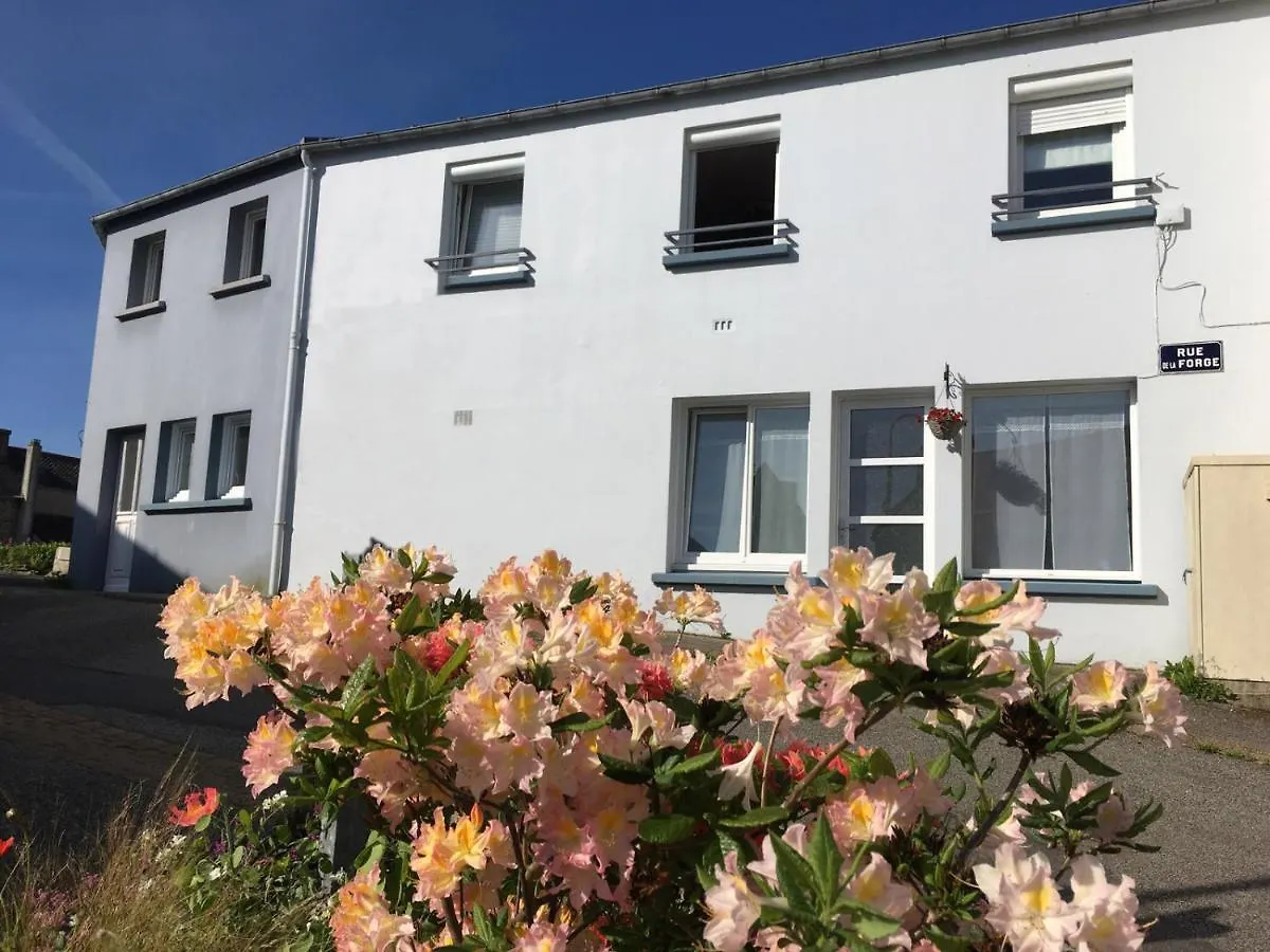 Bel appartement dans maison au bourg Locmaria-Plouzane